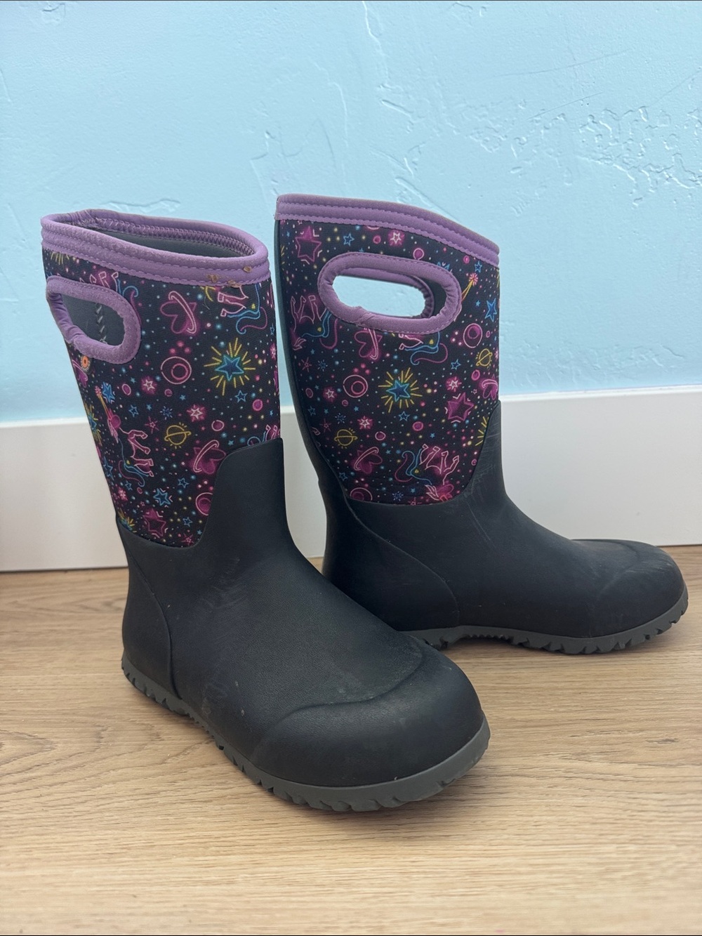 Bogs boots girls size 2